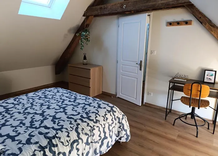 Naturel, Proche Montlucon & Neris-les-bains - Fr-1-489-554 Holiday home *